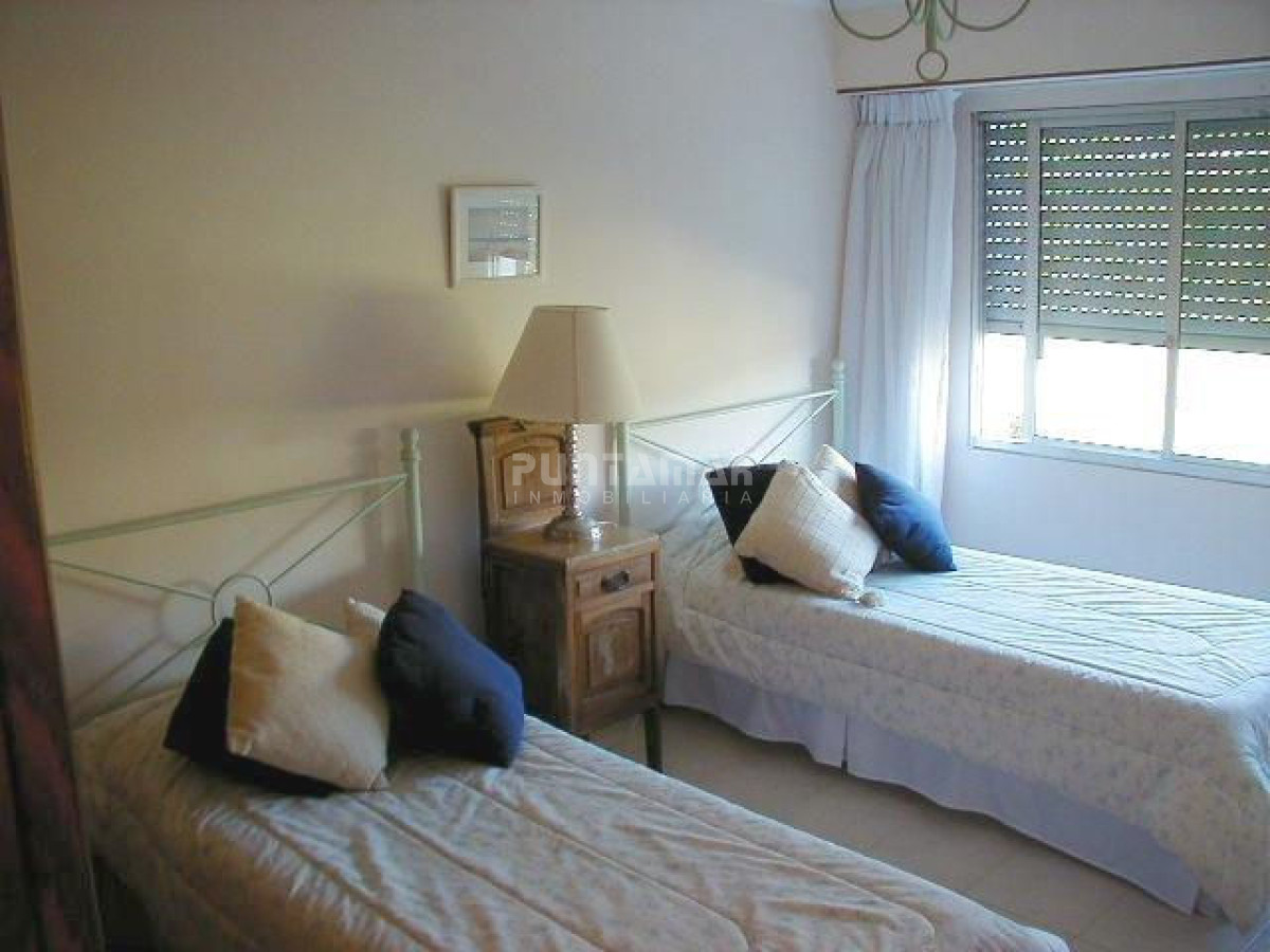 Apartamento ID.13095 - Apartamento en La Barra, 3 dormitorios *
