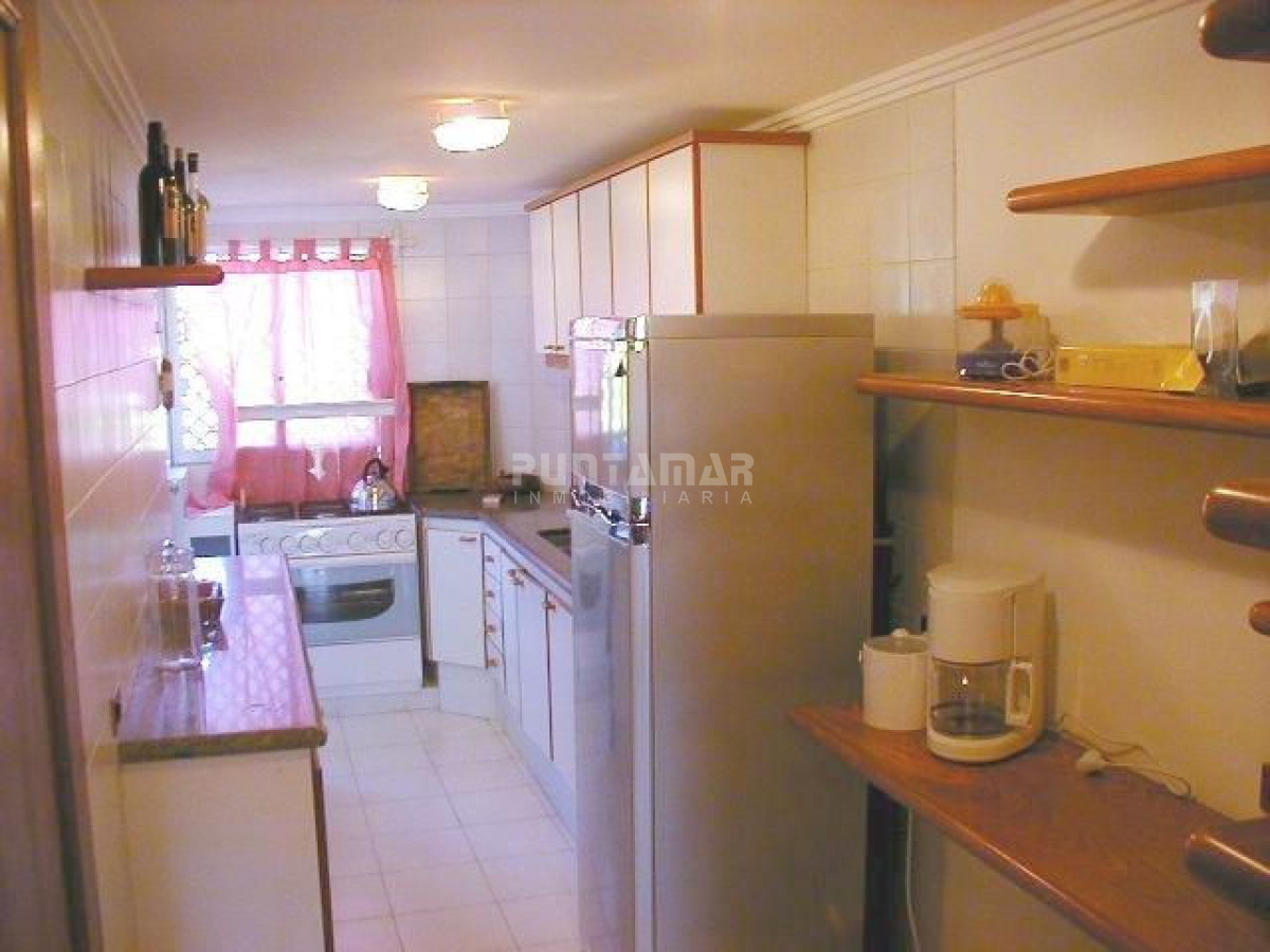 Apartamento ID.13095 - Apartamento en La Barra, 3 dormitorios *