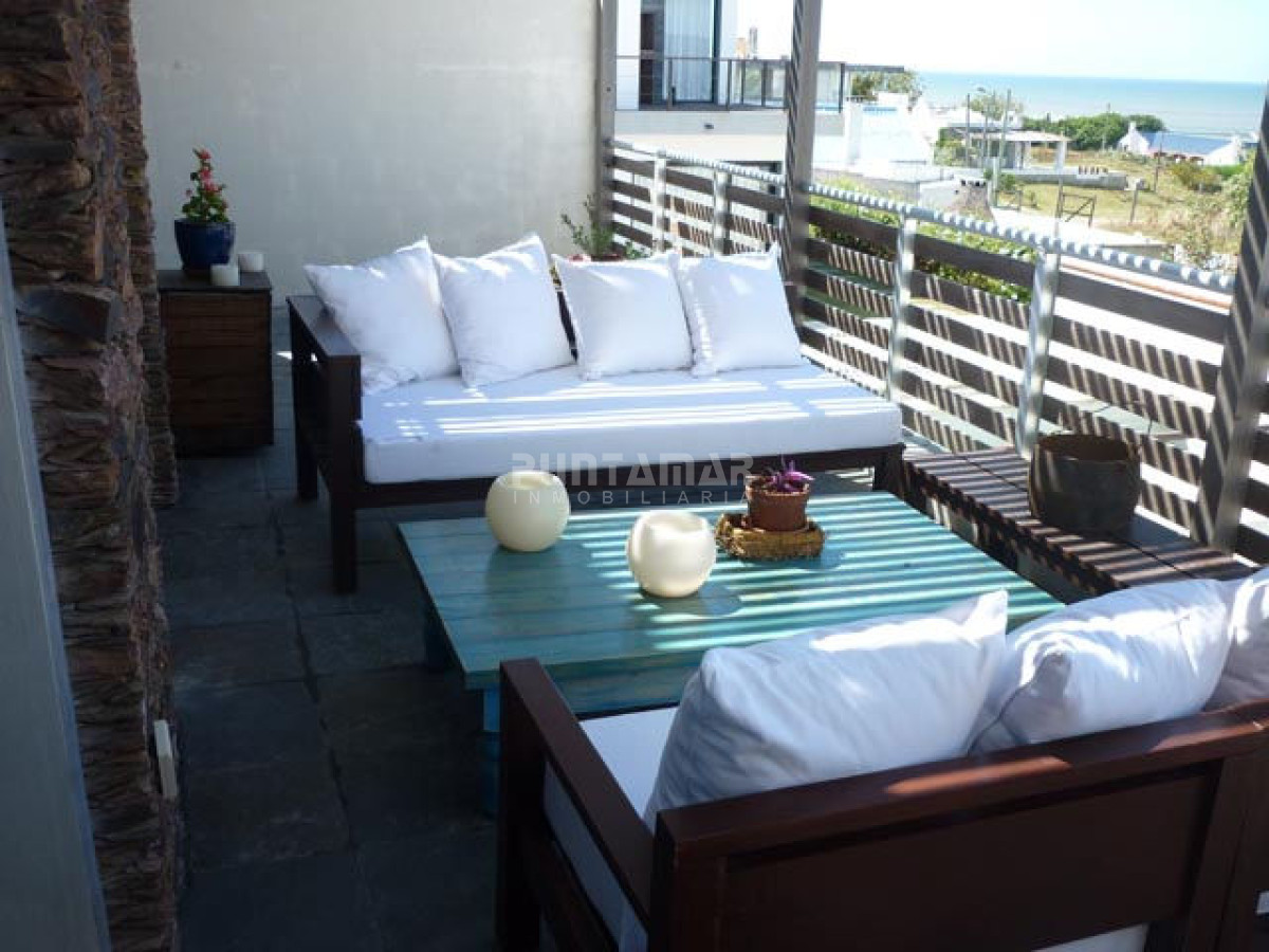Apartamento ID.13105 - Muy lindo penthouse con gran terraza 