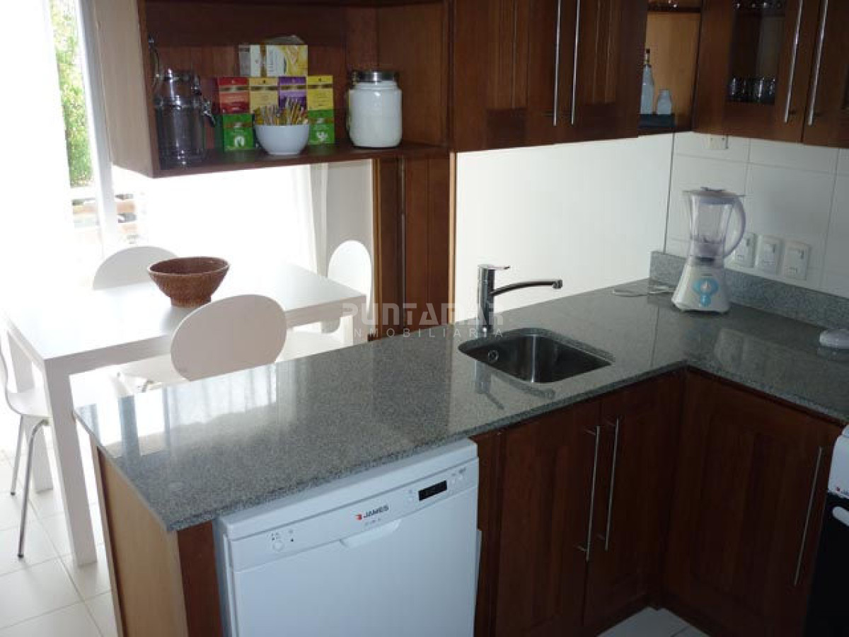 Apartamento ID.13105 - Muy lindo penthouse con gran terraza 