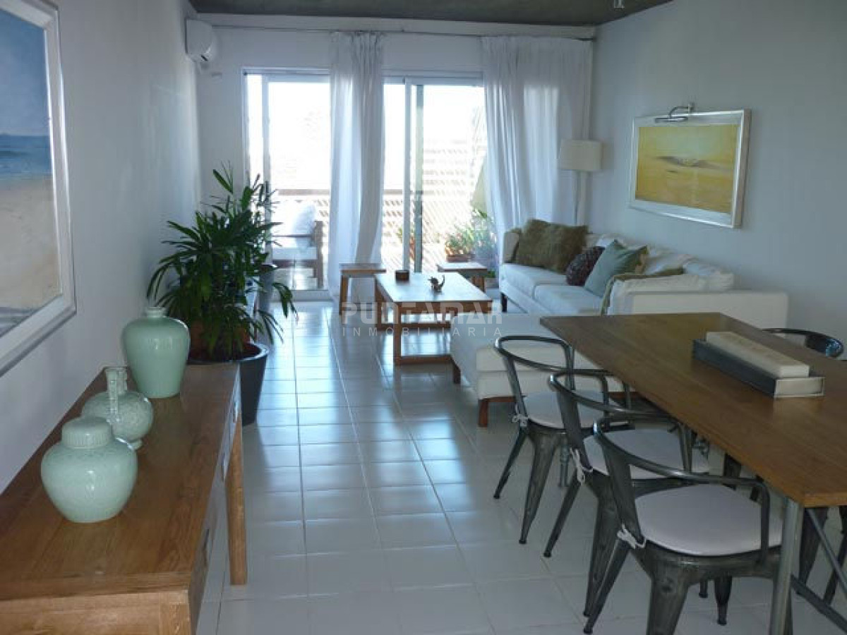 Apartamento ID.13105 - Muy lindo penthouse con gran terraza 