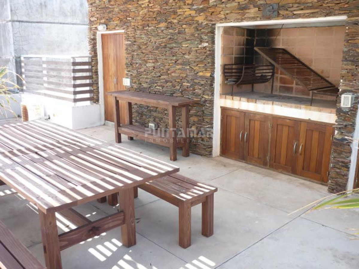 Apartamento ID.13105 - Muy lindo penthouse con gran terraza 