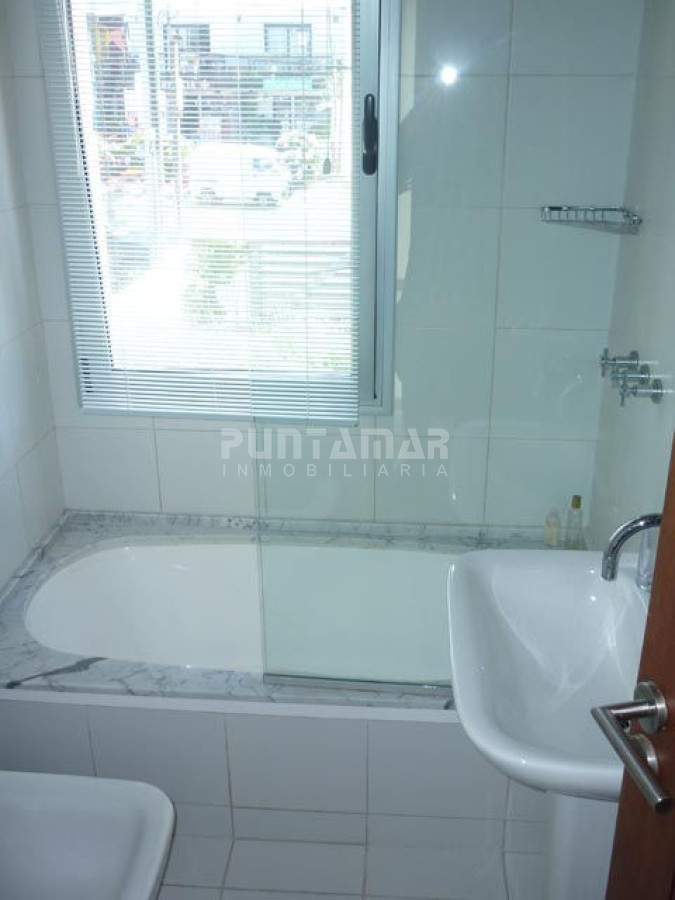Apartamento ID.13105 - Muy lindo penthouse con gran terraza 