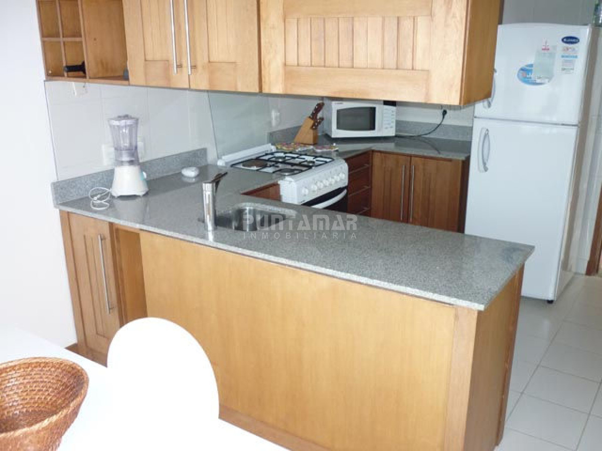 Apartamento ID.13105 - Muy lindo penthouse con gran terraza 