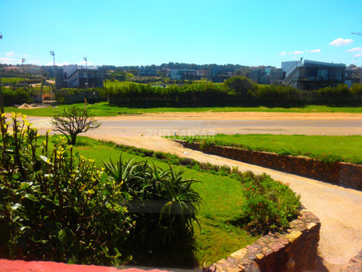 Apartamento ID.13112 - Apartamento en Manantiales, 1 dormitorios *