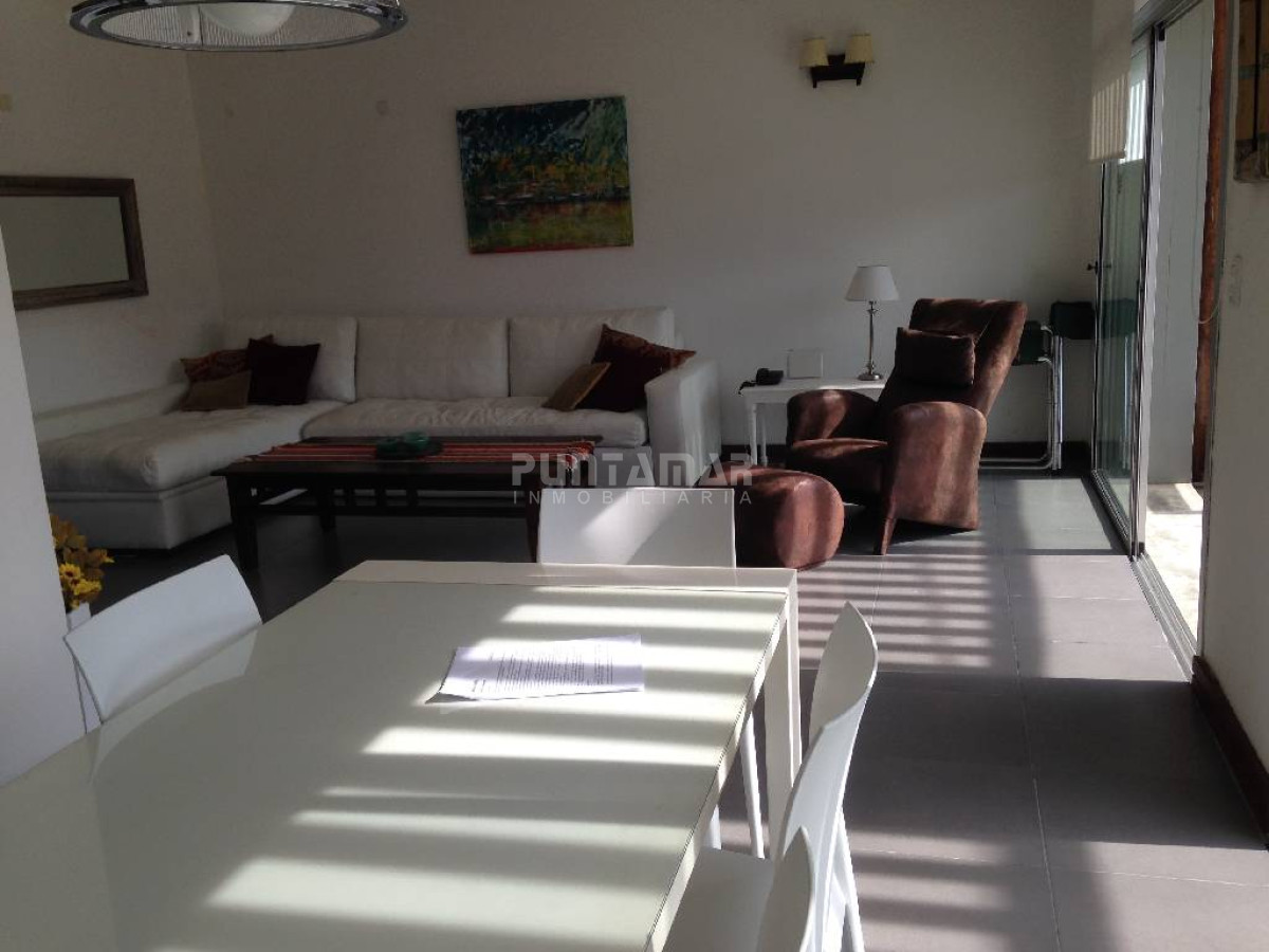 Apartamento ID.13113 - Apartamento en Manantiales, 2 dormitorios *