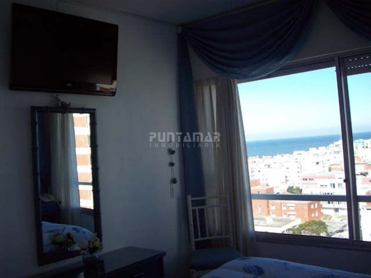 Apartamento ID.1319 - ALQUILER 1 DORMITORIO Y MEDIO  PUNTA DEL ESTE