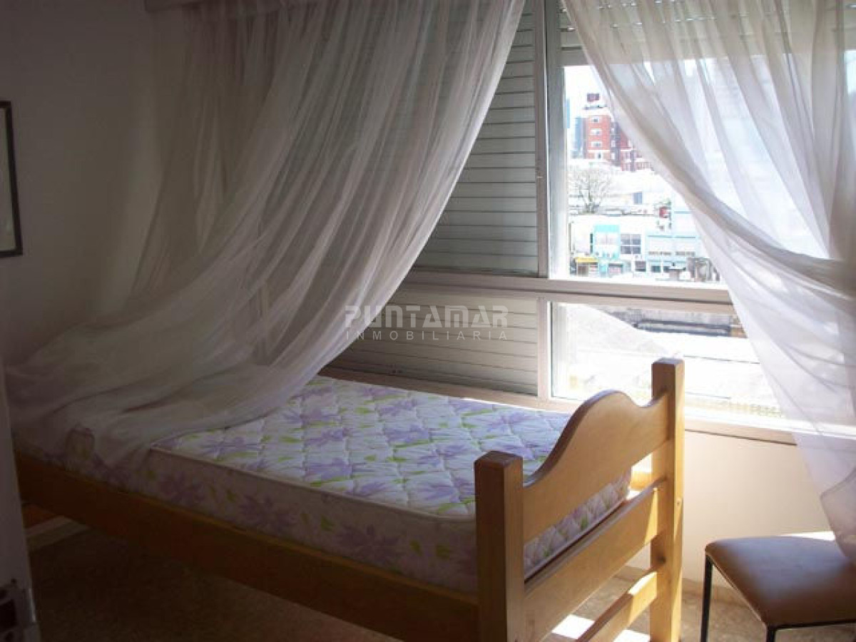 Apartamento ID.1335 - Apartamento en Peninsula, 3 dormitorios *