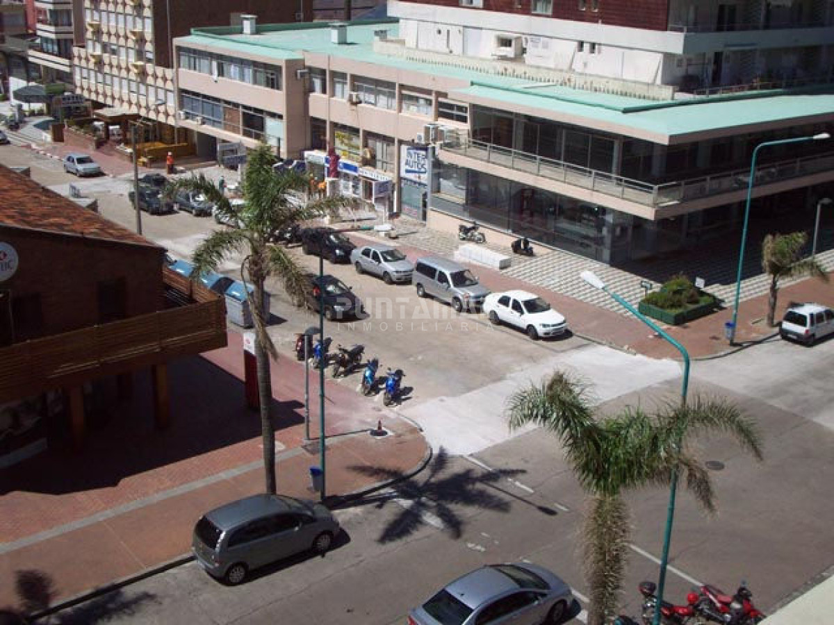 Apartamento ID.1335 - Apartamento en Peninsula, 3 dormitorios *