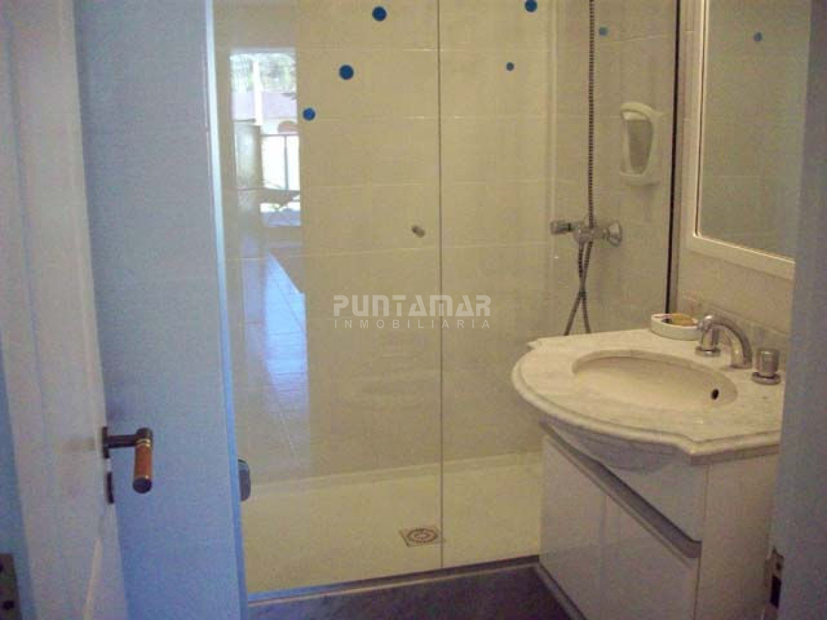 Apartamento ID.2001 - Apartamento en Mansa, 2 dormitorios *
