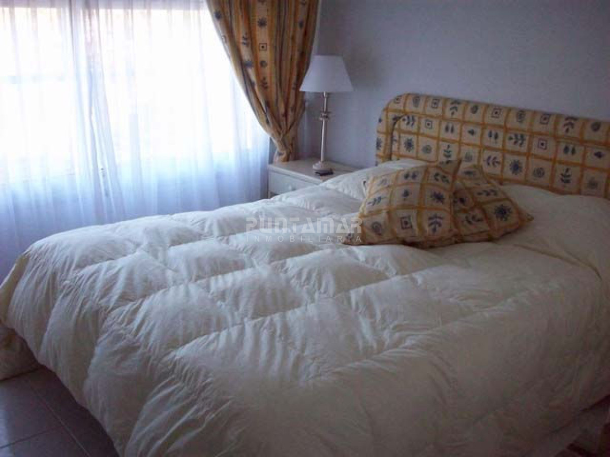 Apartamento ID.2001 - Apartamento en Mansa, 2 dormitorios *