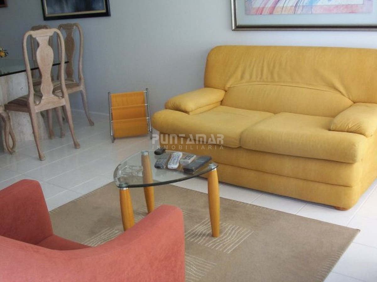 Apartamento ID.2004 - Apartamento en Mansa, 1 dormitorios *