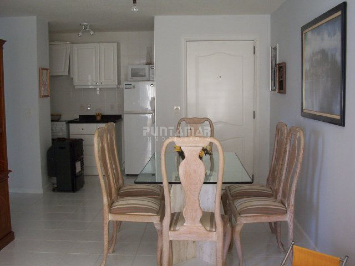 Apartamento ID.2004 - Apartamento en Mansa, 1 dormitorios *