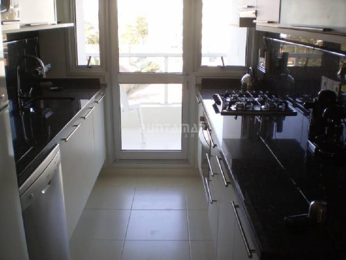 Apartamento ID.210038 - APARTAMENTO EN VENTA FRENTE AL MAR, MANSA