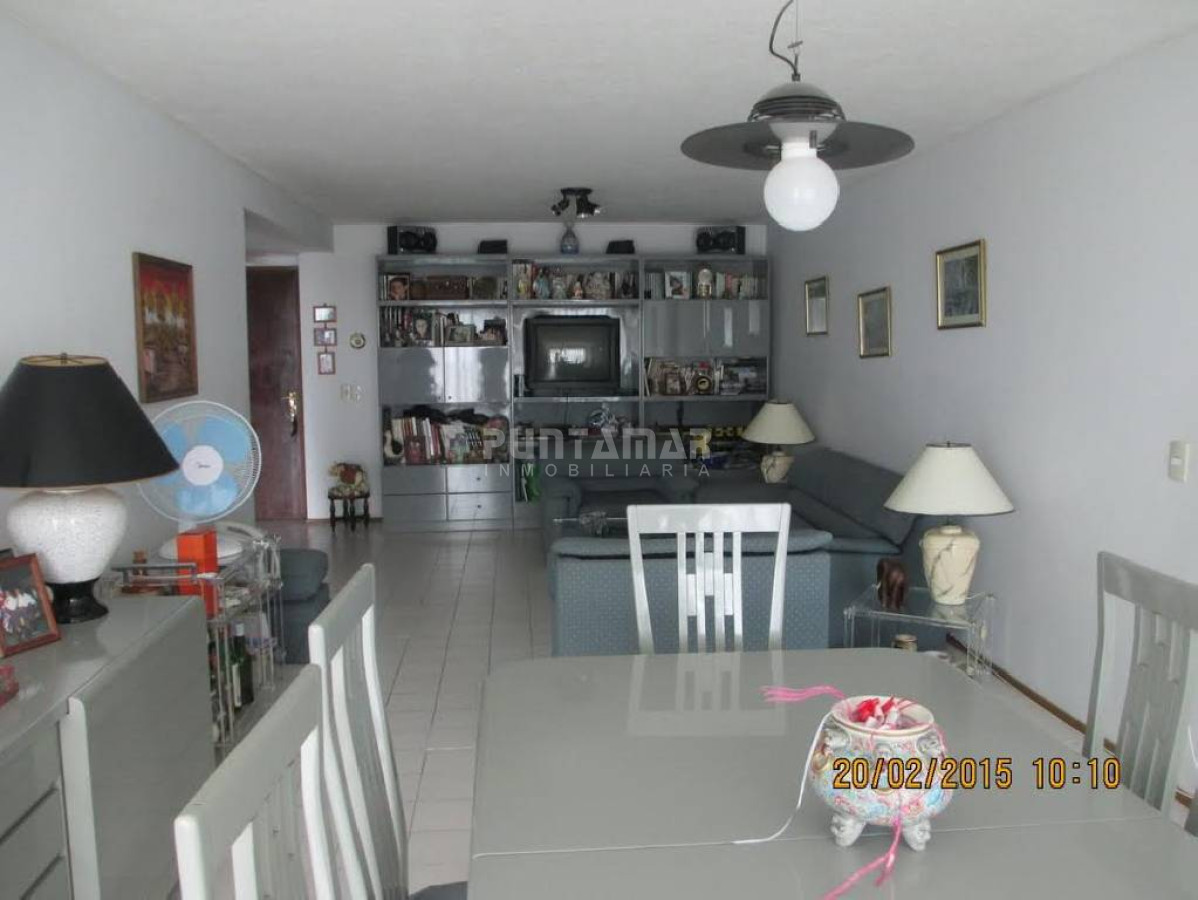 Apartamento ID.210067 - Apartamento en Roosevelt, 3 dormitorios *
