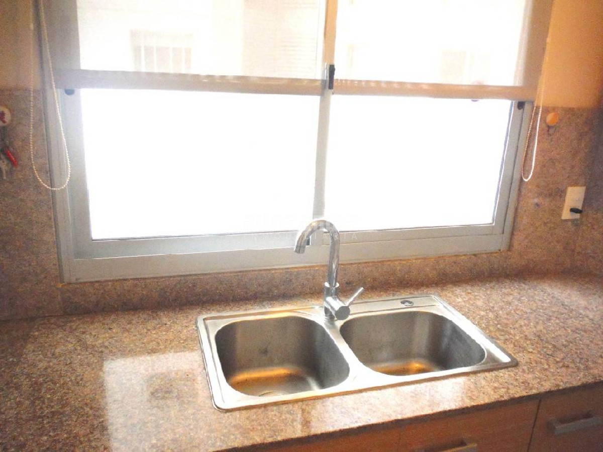 Apartamento ID.210112 - DIVINO APARTAMENTO EN UNA DE LAS MEJORES TORRES DE PUNTA DEL ESTE Y CON EXCELENTES AMENITIS..!!! UBICADO MUY CERCA DE LA PLAYA.