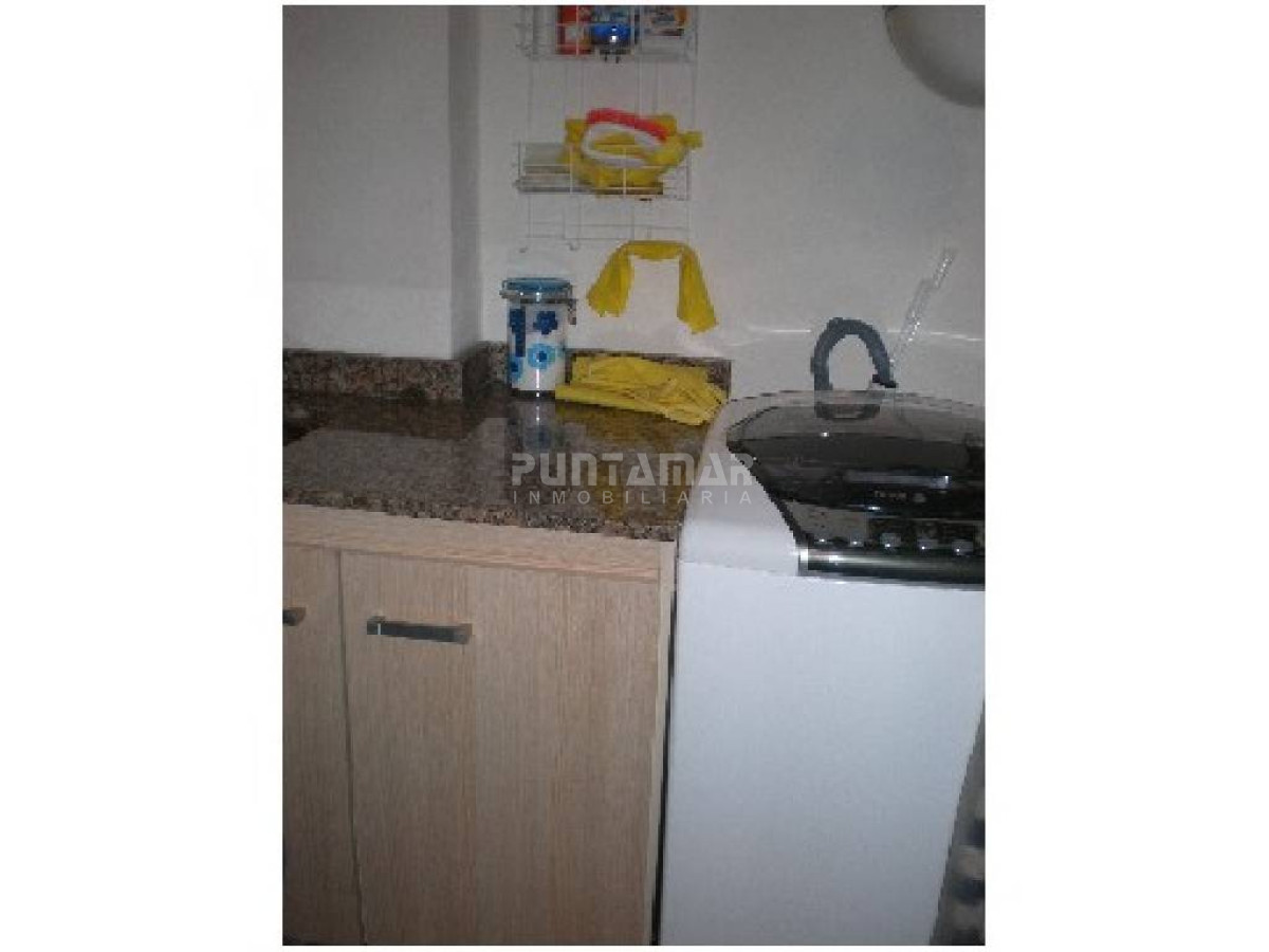 Apartamento ID.210112 - DIVINO APARTAMENTO EN UNA DE LAS MEJORES TORRES DE PUNTA DEL ESTE Y CON EXCELENTES AMENITIS..!!! UBICADO MUY CERCA DE LA PLAYA.