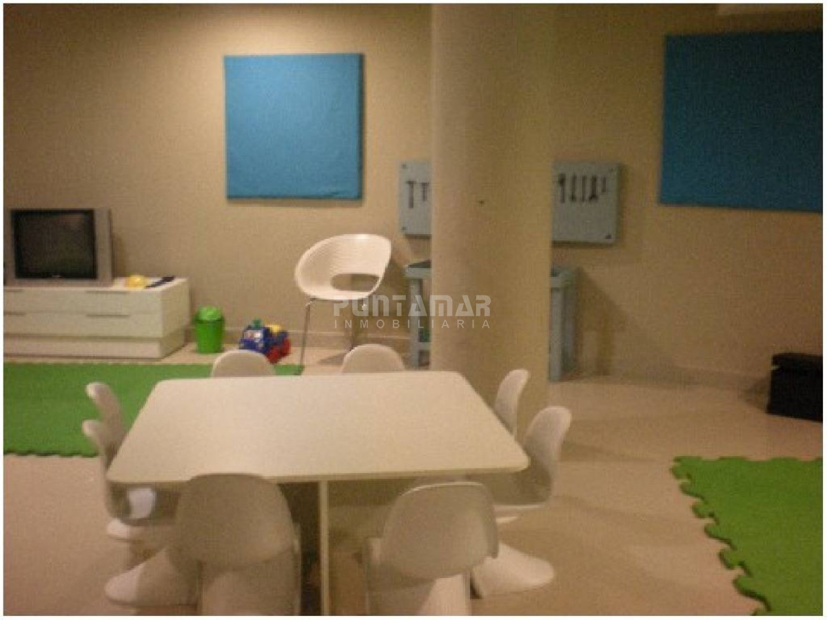 Apartamento ID.210112 - DIVINO APARTAMENTO EN UNA DE LAS MEJORES TORRES DE PUNTA DEL ESTE Y CON EXCELENTES AMENITIS..!!! UBICADO MUY CERCA DE LA PLAYA.