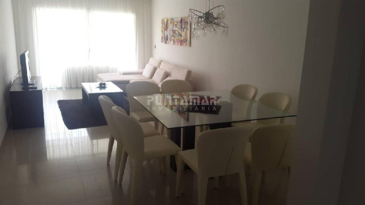 Apartamento ID.210115 - Apartamento en Rincón del Indio, 2 dormitorios *