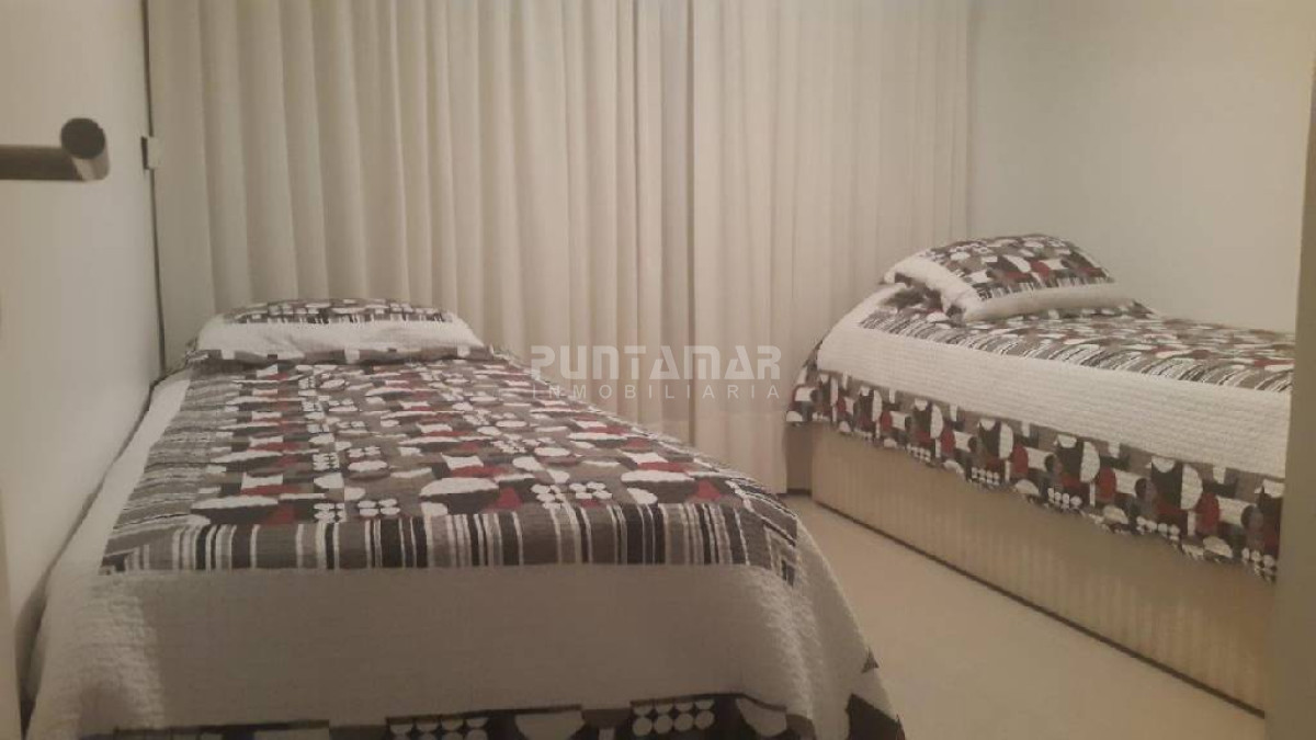 Apartamento ID.210115 - Apartamento en Rincón del Indio, 2 dormitorios *
