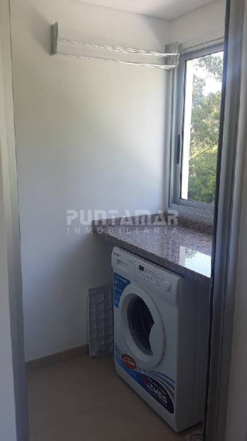 Apartamento ID.210115 - Apartamento en Rincón del Indio, 2 dormitorios *
