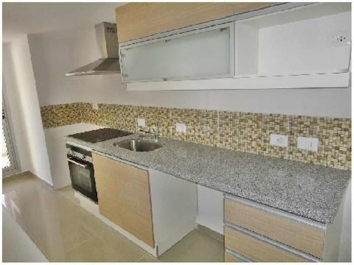 Apartamento ID.210183 - DIVINO APARTAMENTO A ESTRENAR, DOS DORMITORIOS, DOS BAÑOS, COCINA MUY BIEN EQUIPADA Y TERRAZA CON VISTA AL BOSQUE Y PARRILLERO 
