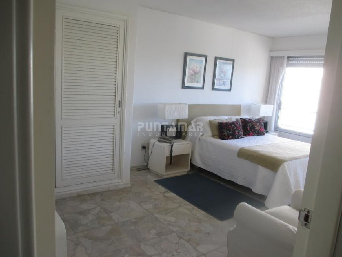 Apartamento ID.210184 - Apartamento en Mansa, 2 dormitorios *