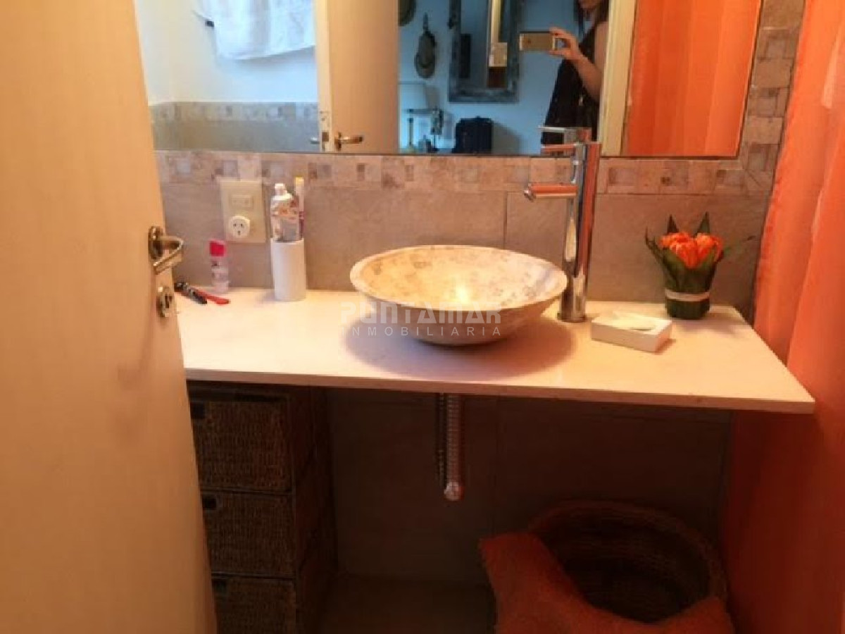 Apartamento ID.210195 - A metros de Montoya y La Posta del Cangrejo. 3 dormitorios y parrillero propio!