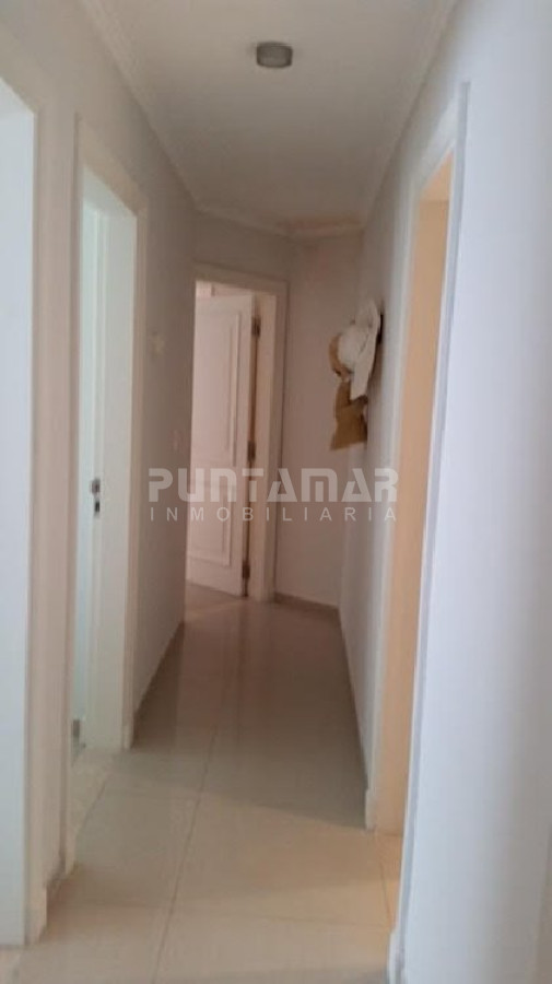 Apartamento ID.210205 - Apartamento en Aidy Grill, 3 dormitorios *