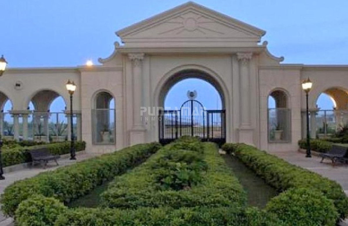 Apartamento ID.210213 - IMPORTANTE DEPARTAMENTO DE 3 DORMITORIOS EN SUITE CON VISTA AL MAR EN EDIFICIO DE GRAN CATEGORIA 