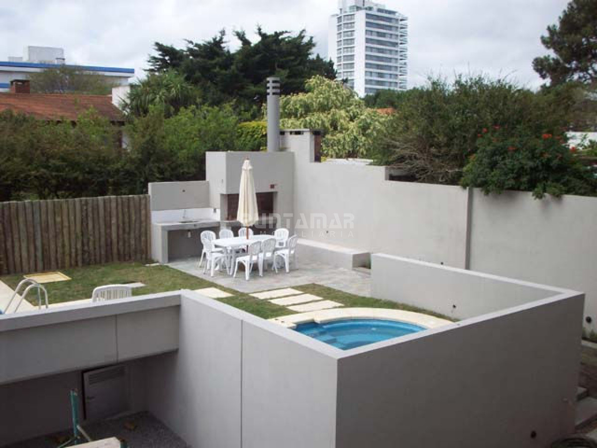 Apartamento ID.3061 - MONOAMBIENTE MUY LUMINOSO EN LA BRAVA