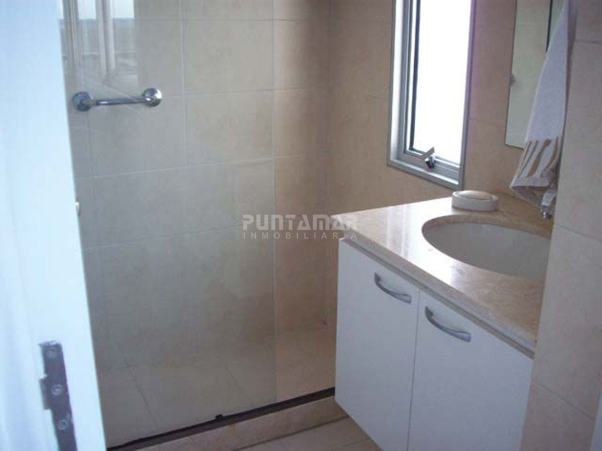 Apartamento ID.7057 - Apartamento en Roosevelt, 3 dormitorios *