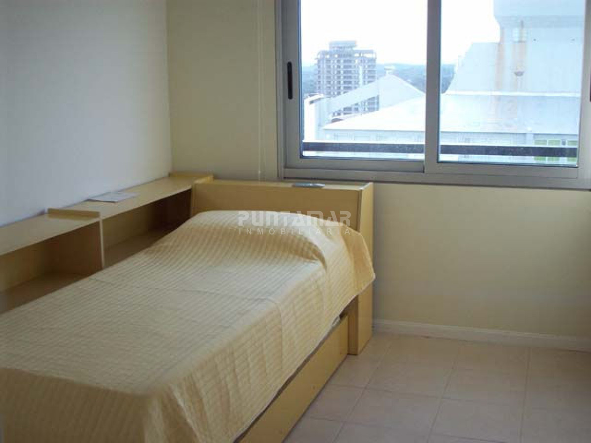 Apartamento ID.7057 - Apartamento en Roosevelt, 3 dormitorios *