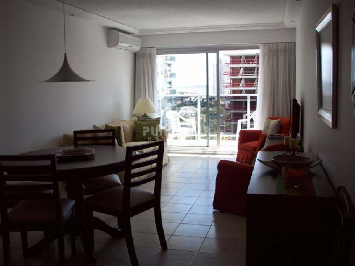 Apartamento ID.9005 - Alquiler Apartamento en Brava a 300 mts del mar