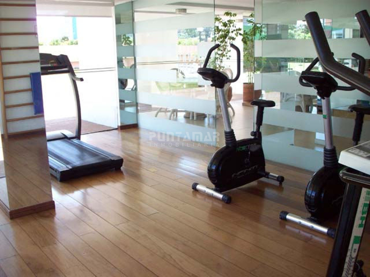 Apartamento ID.9005 - Alquiler Apartamento en Brava a 300 mts del mar