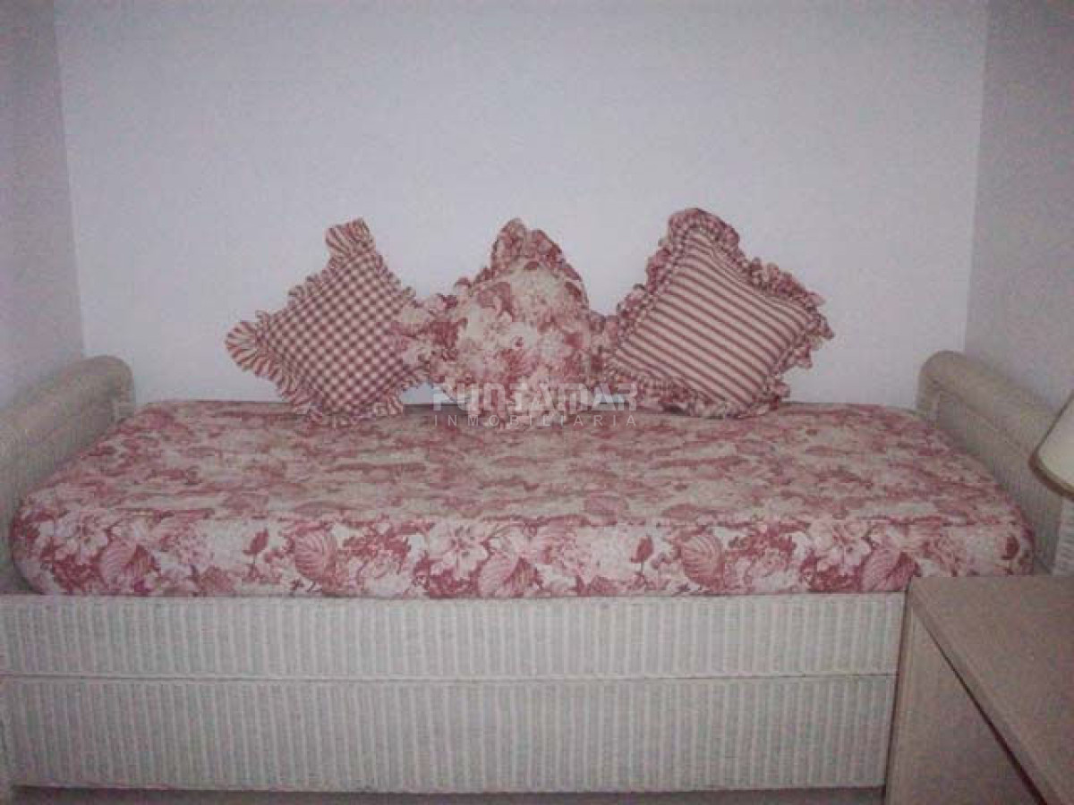 Apartamento ID.9005 - Alquiler Apartamento en Brava a 300 mts del mar