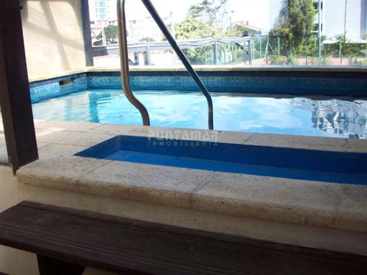 Apartamento ID.9005 - Alquiler Apartamento en Brava a 300 mts del mar