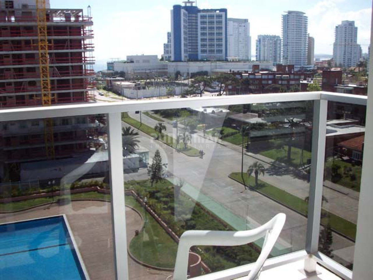 Apartamento ID.9005 - Alquiler Apartamento en Brava a 300 mts del mar