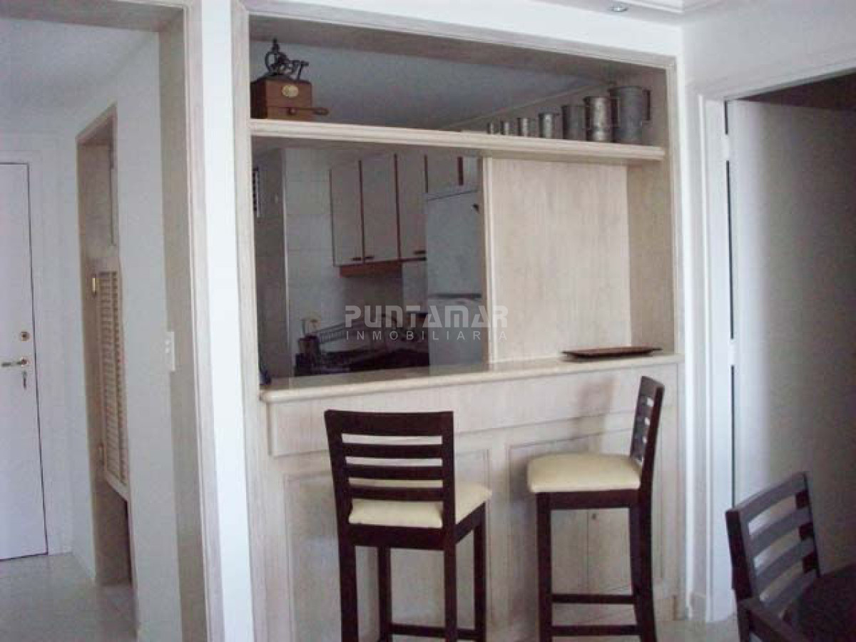 Apartamento ID.9005 - Alquiler Apartamento en Brava a 300 mts del mar