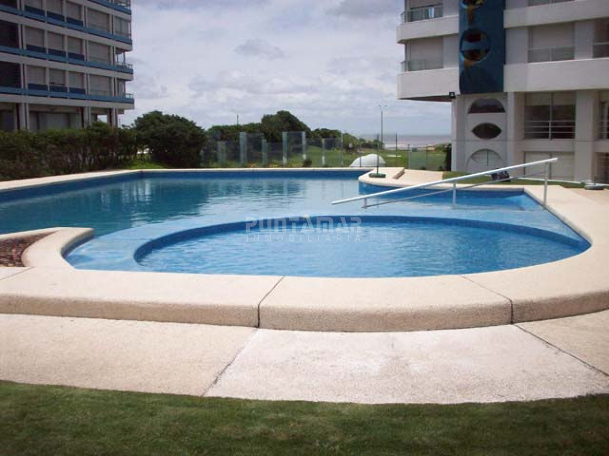 Apartamento ID.9011 - FRENTE A LA BRAVA VENTA DE DEPARTAMENTO DE DOS DORMITORIOS