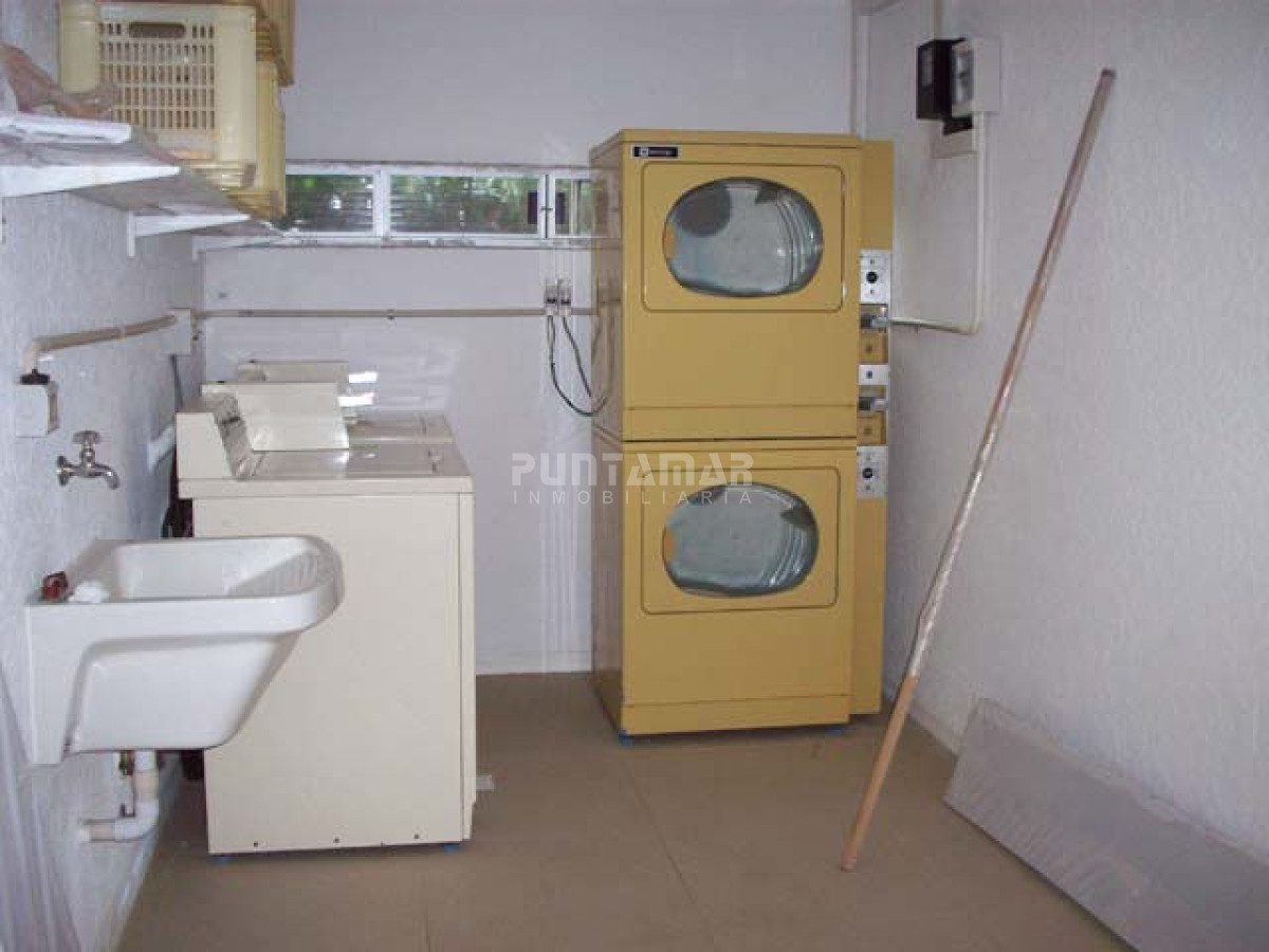 Apartamento ID.9011 - FRENTE A LA BRAVA VENTA DE DEPARTAMENTO DE DOS DORMITORIOS