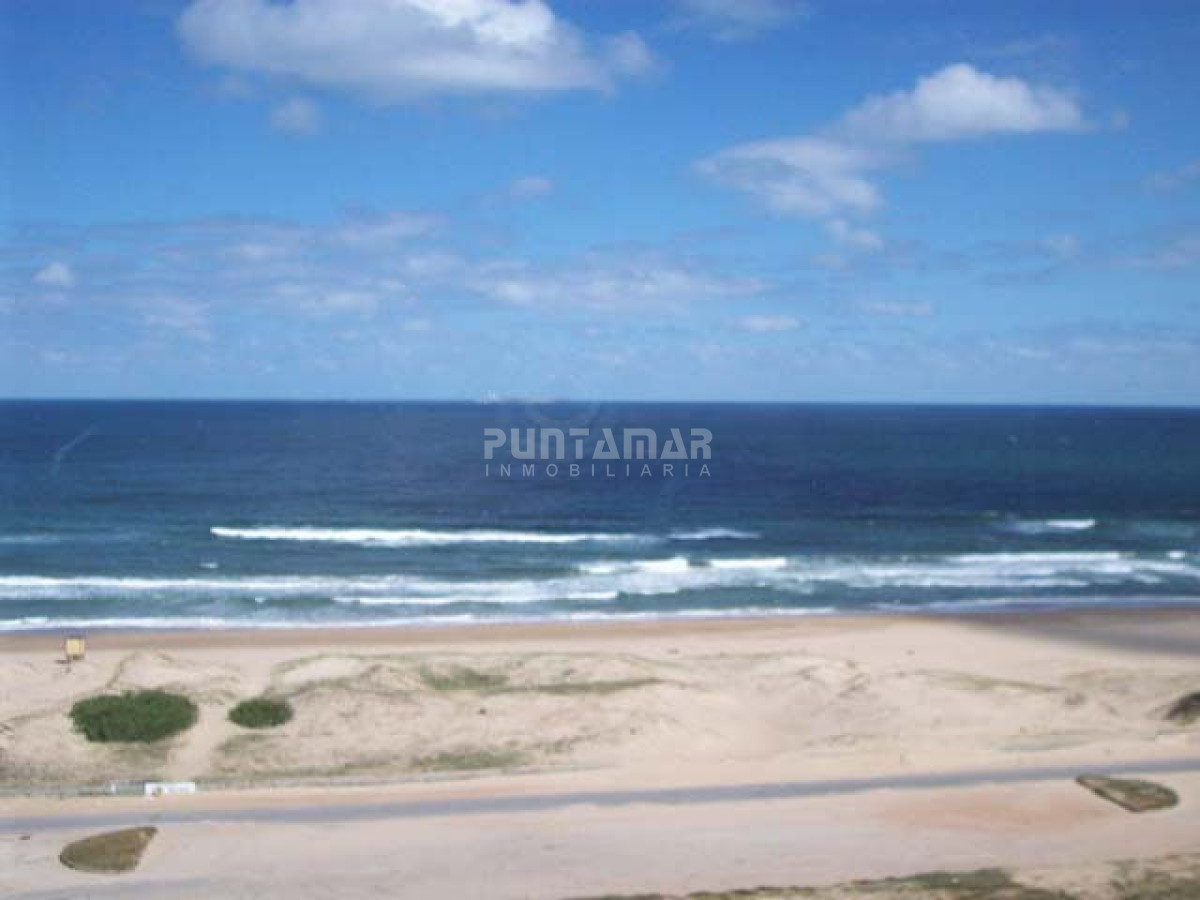 Apartamento ID.9035 - Apartamento en Brava, 1 dormitorios *