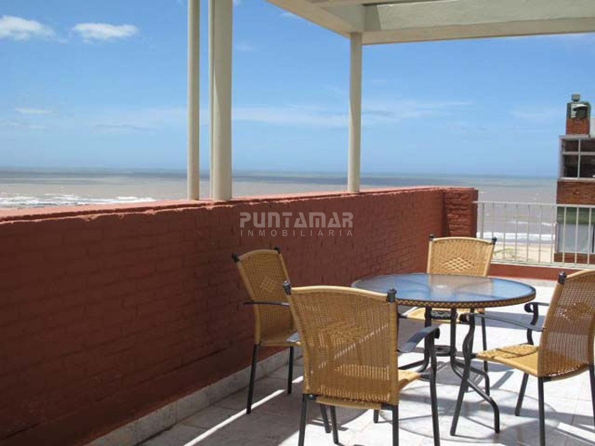 Apartamento ID.9067 - DEPARTAMENTO DE 2 DORMITORIOS CON VISTA AL MAR