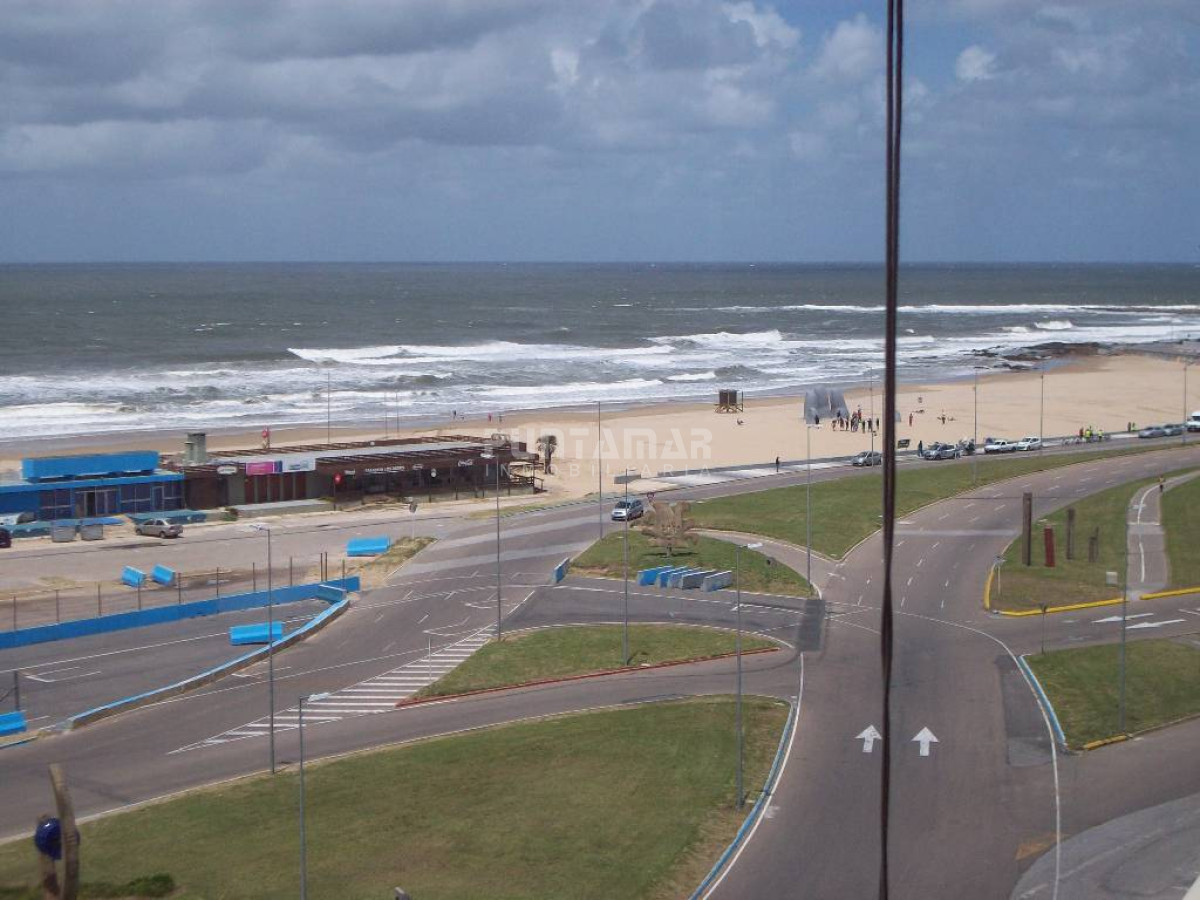 Apartamento ID.9074 - Apartamento en Brava, 3 dormitorios *