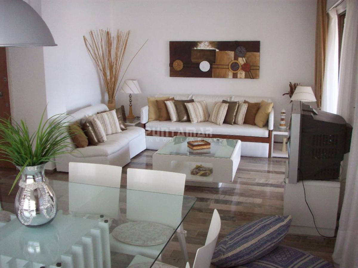 Apartamento ID.9074 - Apartamento en Brava, 3 dormitorios *