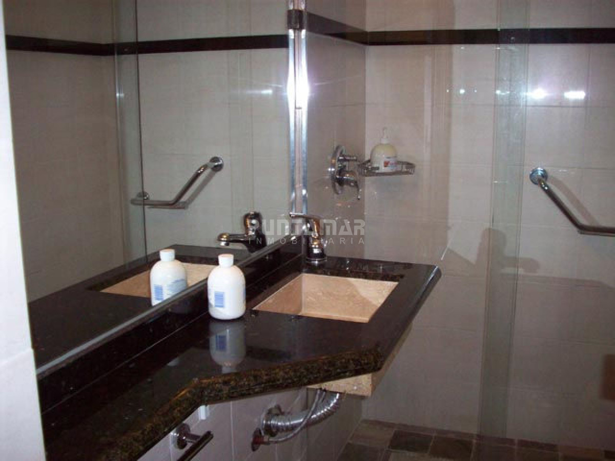 Apartamento ID.9074 - Apartamento en Brava, 3 dormitorios *