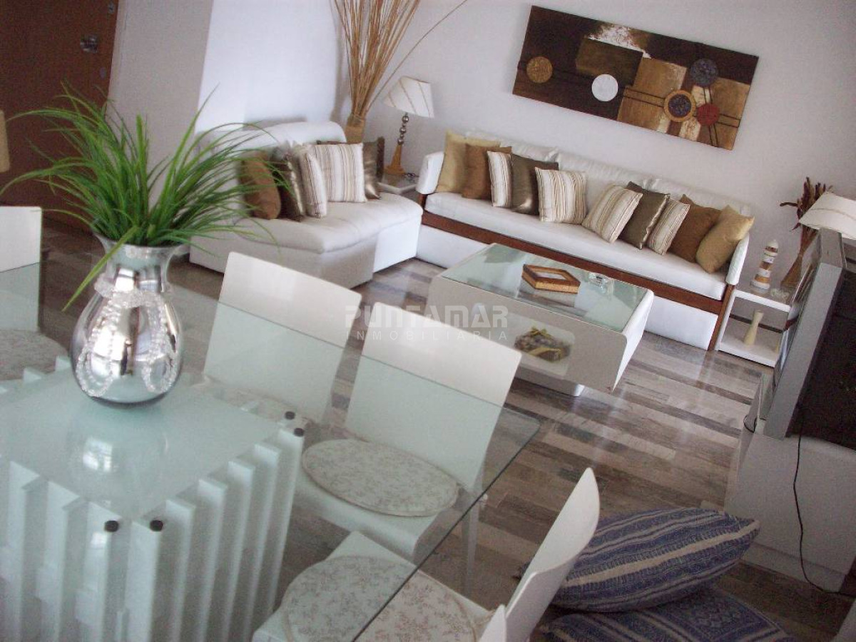 Apartamento ID.9074 - Apartamento en Brava, 3 dormitorios *