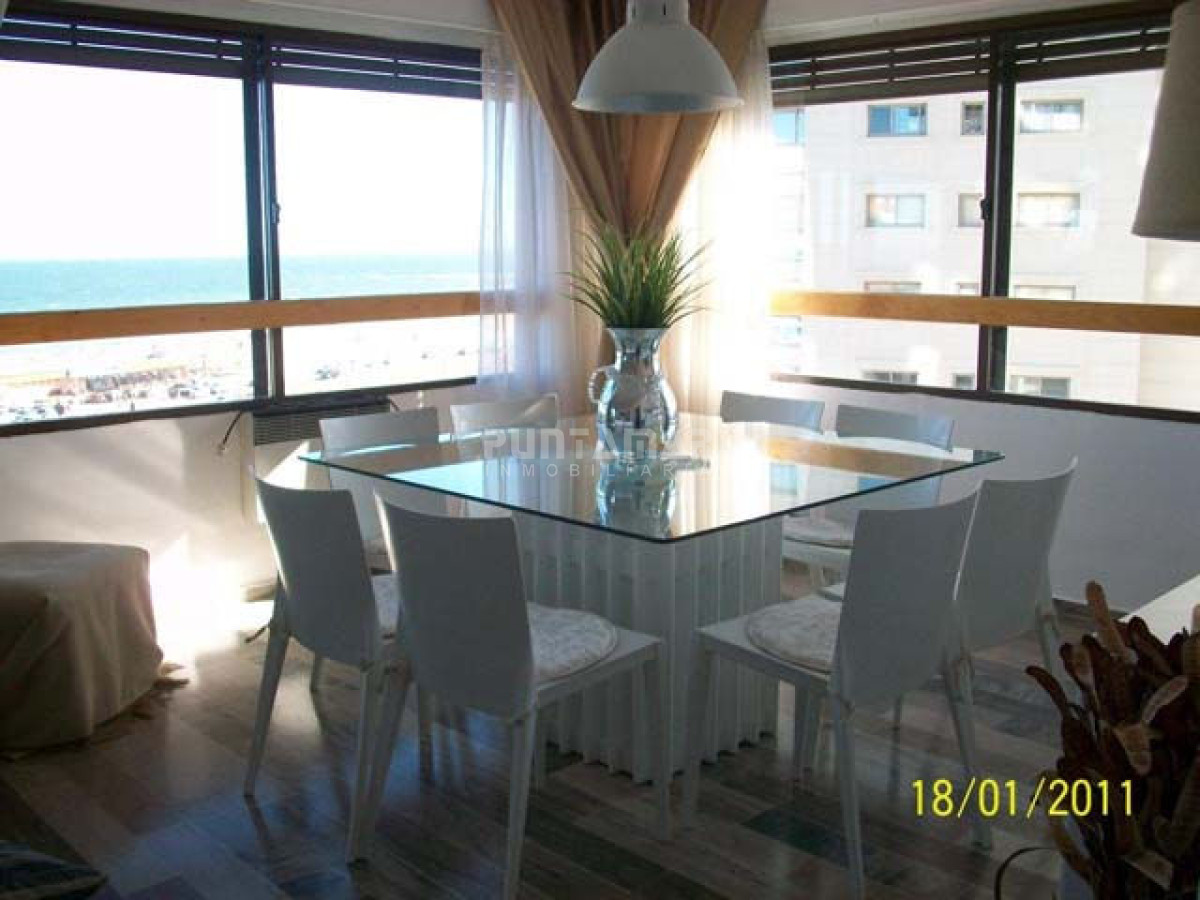 Apartamento ID.9074 - Apartamento en Brava, 3 dormitorios *