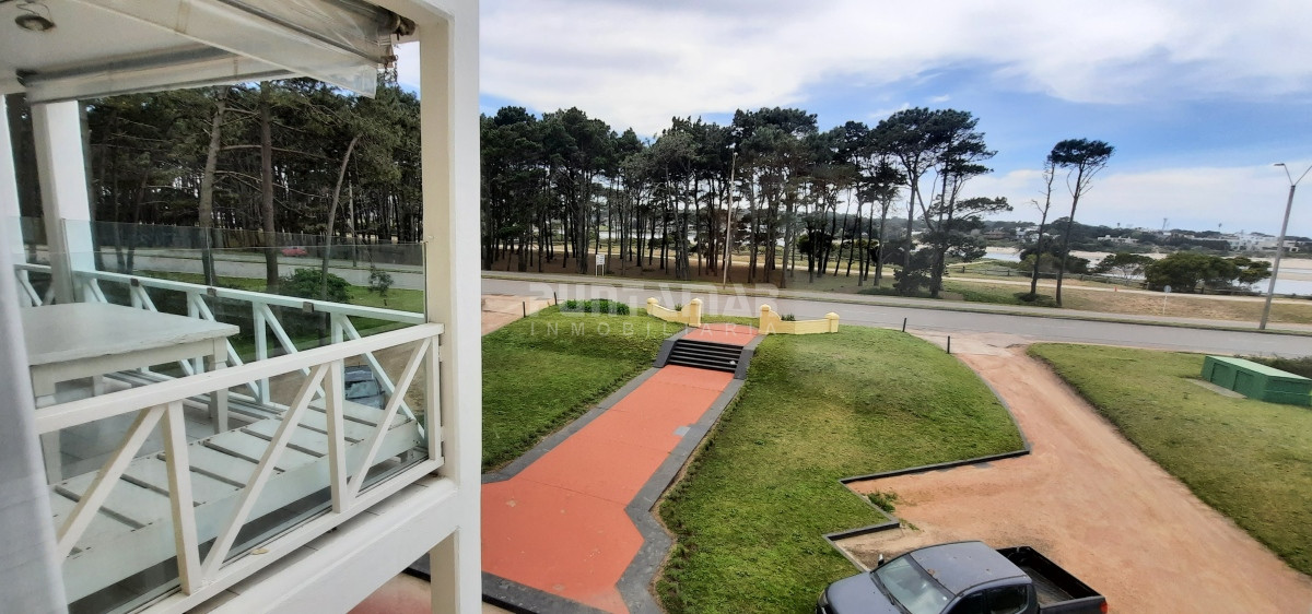 Apartamento ID.213396 - IMPORTANTE DEPARTAMENTO EN RINCON DEL INDIO, A PASOS DE LA BARRA