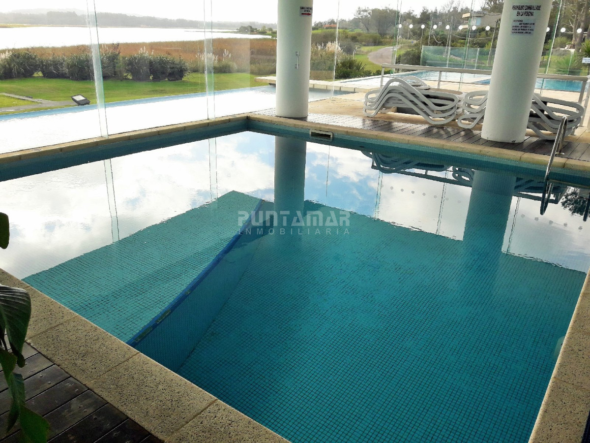 Apartamento ID.211775 - DIVINO DUPLEX DE TRES DORMITORIOS, AMPLIA TERRAZA Y UNA VISTA INCREÍBLE HACIA EL MAR